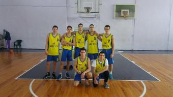 The American College Arcus wins second place at the Municipal School Basketball Games