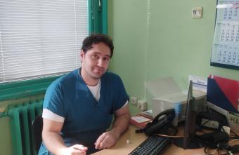 Dr Tihomir Stoev, offered a hand to college students planning to practice medicine
